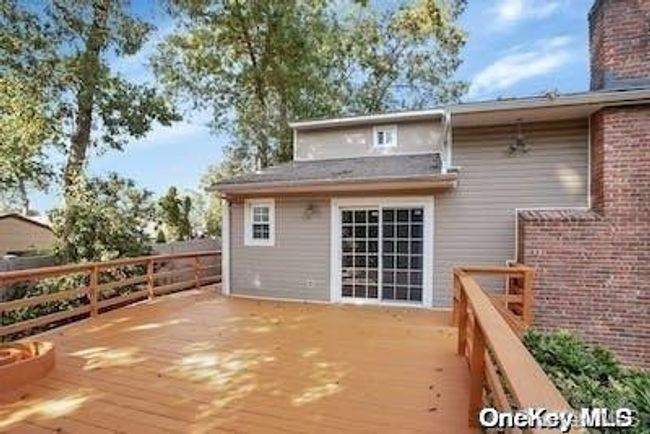 8 Barry Ln, House other with 4 bedrooms, 3 bathrooms and null parking in Syosset NY | Image 15