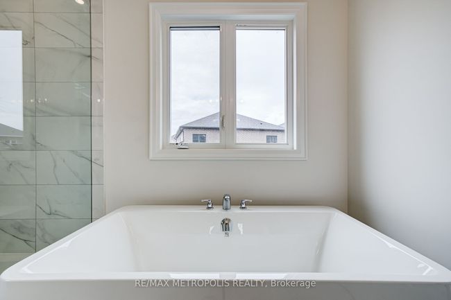 454 Humphrey St, House other with 4 bedrooms, 4 bathrooms and 2 parking in Hamilton ON | Image 36