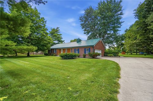 1428 E Social Row Rd, Washingtn Twp, OH, 45458-4720 | Card Image