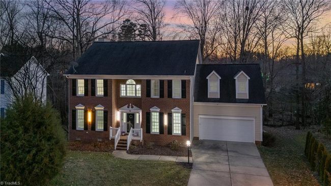Twlight to Showcase Accent Lighting | Image 45