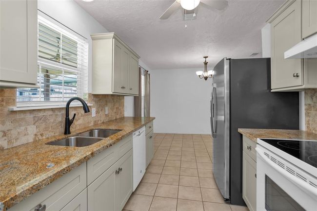 New Granite Countertops Stainless sink & new faucet. | Image 15