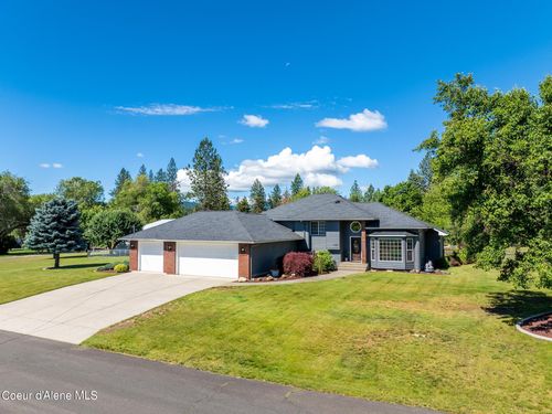 3206 Lodgepole Rd, Coeur D Alene, ID, 83815-7823 | Card Image