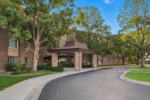 apt-213-1375 Rebecca Dr, Hoffman Estates, IL, 60169-1042 | Card Image