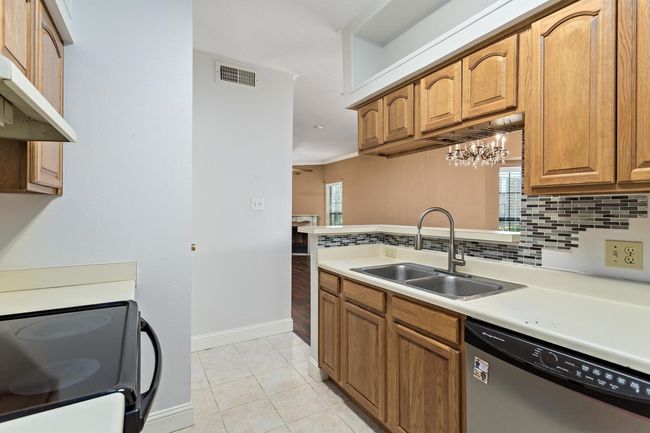 APT-901 - 1620 Wellington Pl, Condo with 2 bedrooms, 2 bathrooms and null parking in Beaumont TX | Image 10