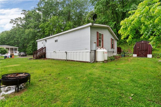 306 Eergreen Ct, House other with 3 bedrooms, 2 bathrooms and 4 parking in Export PA | Image 23