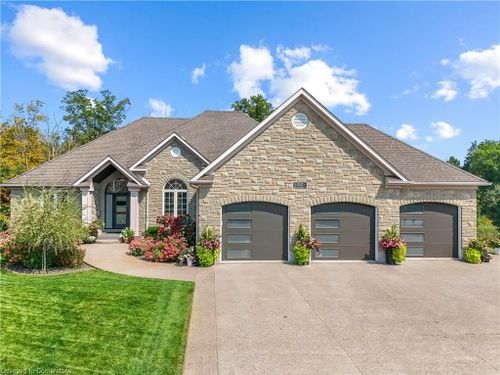 52 Rhine Meadow Crt, Heidelberg, ON, N0B2M1 | Card Image