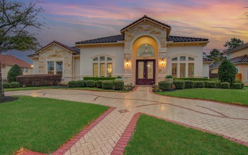 9503 Martha Springs Dr, Houston, TX, 77070-4385 | Card Image