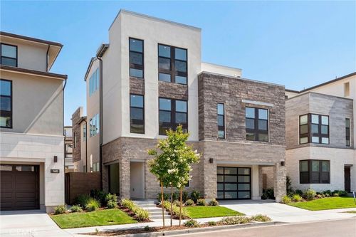 164 Apron, Irvine, CA, 92618-5967 | Card Image