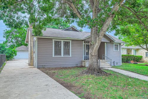1118 Bailey Ave, San Antonio, TX, 78210-3643 | Card Image