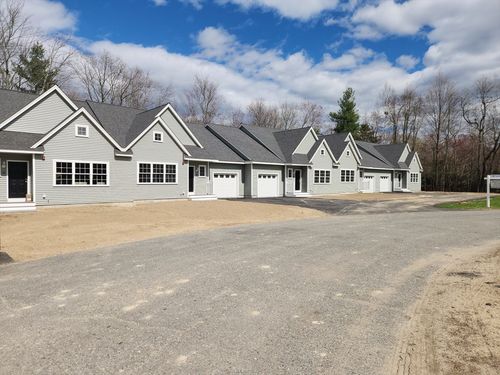 32-34 Four Seasons Drive, Hampstead, NH, 03841 | Card Image