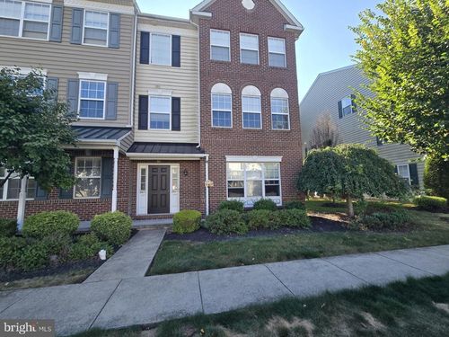 m29-2069 Morgan Hill Dr, PENNSBURG, PA, 18073-1210 | Card Image