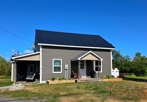 567 County Rd 17, Napanee, ON, K7R3L2 | Card Image