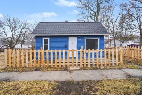 508 Catherine Ave, Muskegon, MI, 49442-3910 | Card Image