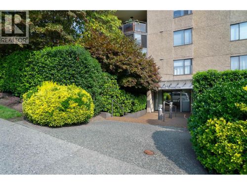 303-444 Lonsdale Ave, North Vancouver, BC, V7M3H5 | Card Image