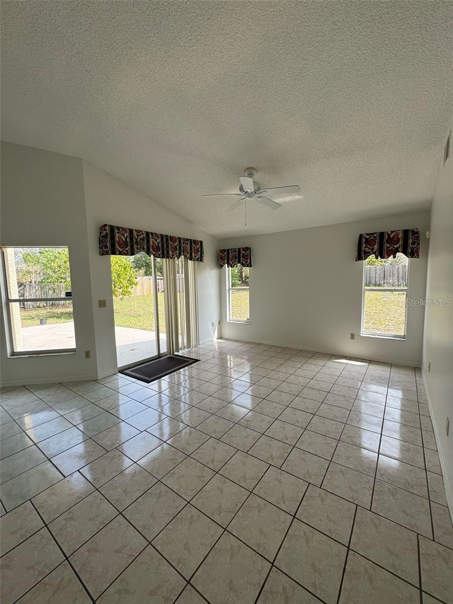 Residential Lease in ORLANDO 4