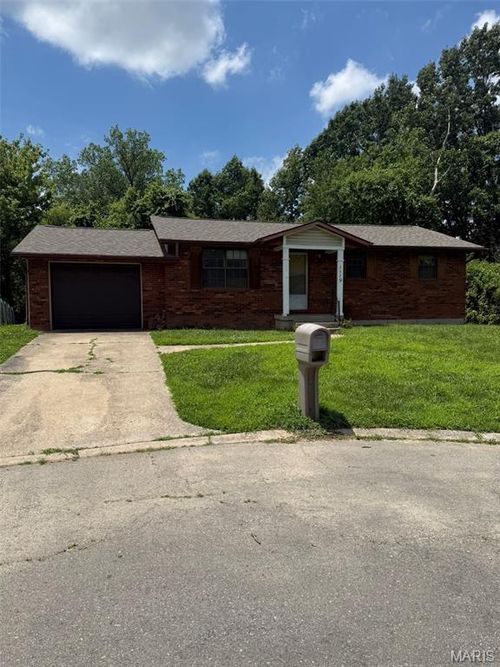 2829 Luce St, Cape Girardeau, MO, 63701-5060 | Card Image