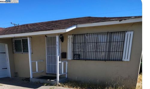 507 Mark Ave, Vallejo, CA, 94589-2096 | Card Image
