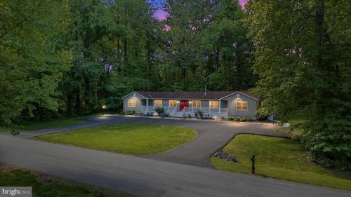 1665 Paris Oaks Rd, OWINGS, MD, 20736-9524 | Card Image