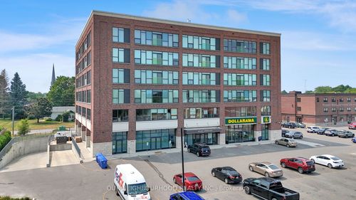 402-109 King Ave W, Newcastle, ON, L1B1L3 | Card Image