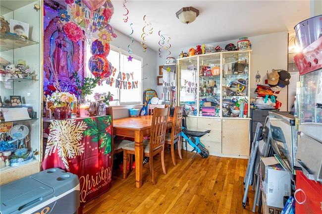 27 Bascom Pl, Home with 6 bedrooms, 3 bathrooms and null parking in Staten Island NY | Image 7