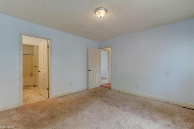 104 N 13 Th Ave, House other with 2 bedrooms, 2 bathrooms and null parking in Mayodan NC | Image 14