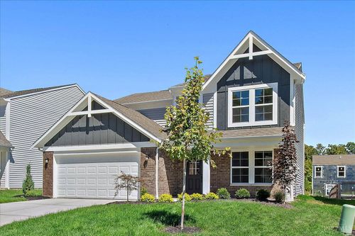 4046 Silverstone Ln, Batavia, OH, 45103-3552 | Card Image