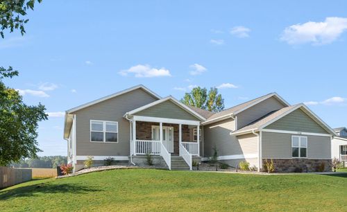 1720 Carlisle Dr, Saint Joseph, MI, 49085-8669 | Card Image