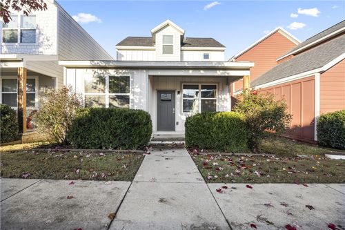 2023 S Florida Way, Fayetteville, AR, 72701-7166 | Card Image