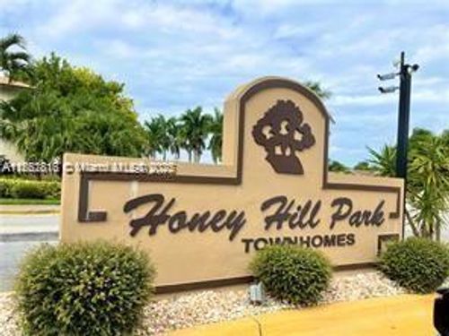 19754 Nw 34th Ave, Miami Gardens, FL, 33056-2280 | Card Image