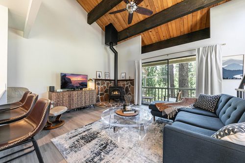 70-1001 Commonwealth Dr, Kings Beach, CA, 96143-4509 | Card Image