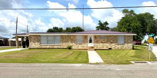18574 W Main St, Galliano, LA, 70354-3902 | Card Image
