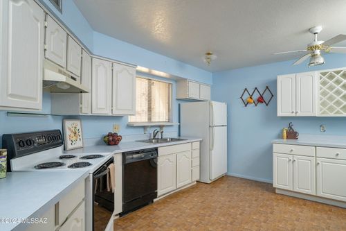 9859 E 1st St, Tucson, AZ, 85748-1951 | Card Image