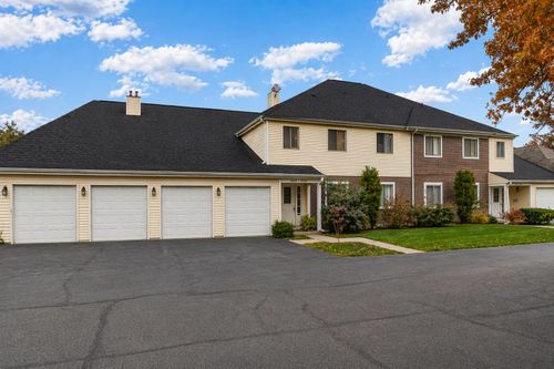 2128 Dogwood Ln, Chesterton, IN, 46304 | Card Image