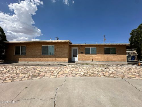 4170 Berkshire Pl, El Paso, TX, 79902-1734 | Card Image