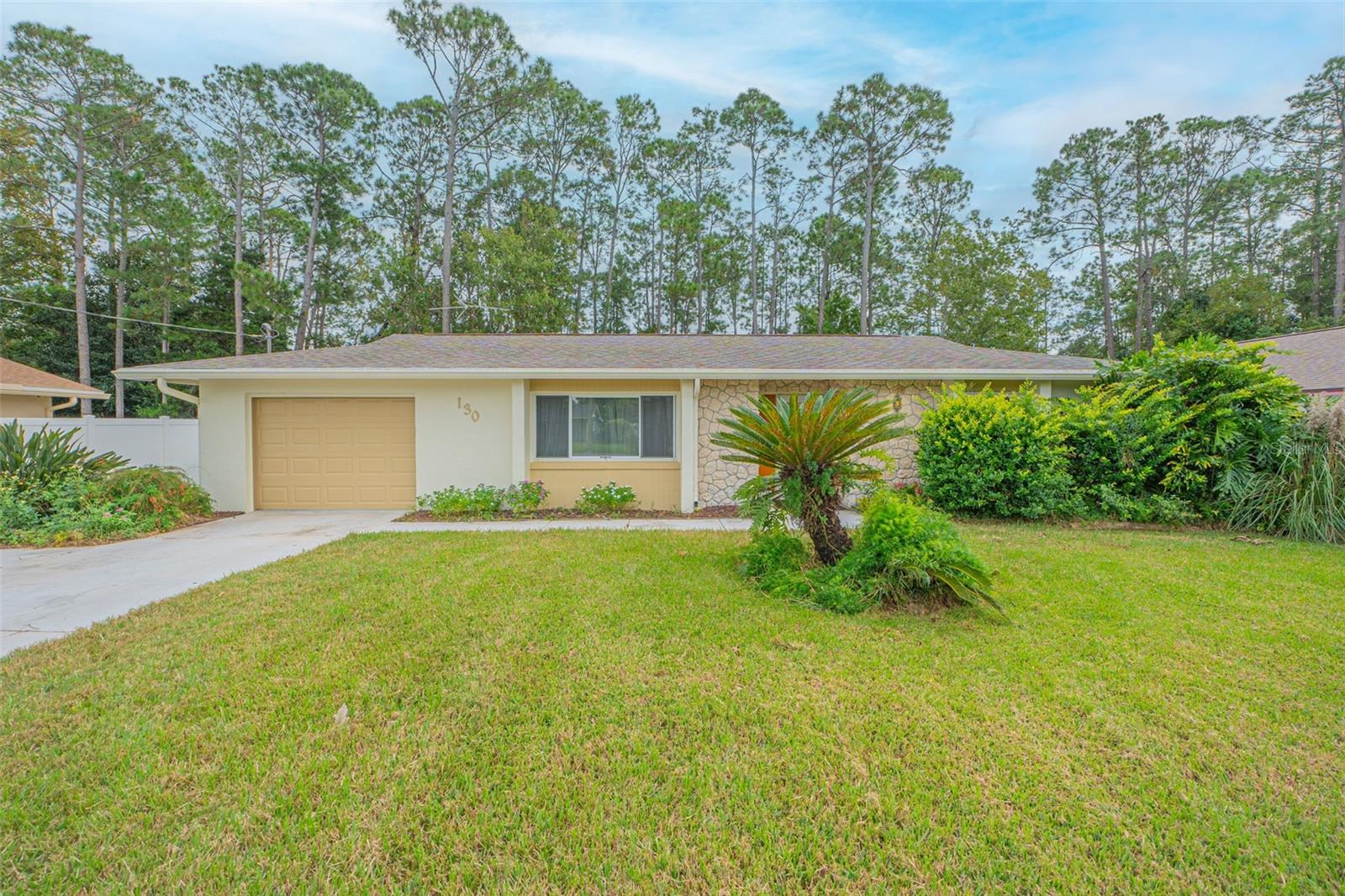 Beechwood Ln, Palm Coast, FL 32137