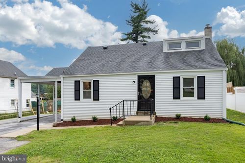 4 Buttonwood Ave, MALVERN, PA, 19355-1507 | Card Image