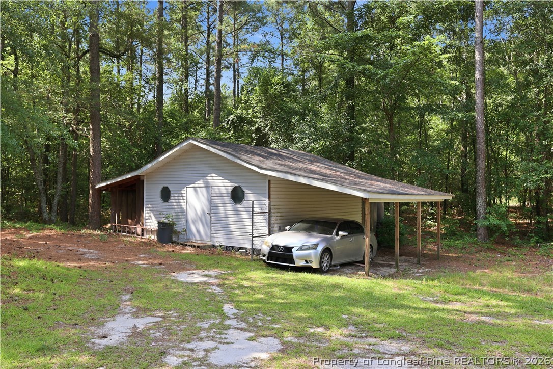 Residential in Tar Heel 5