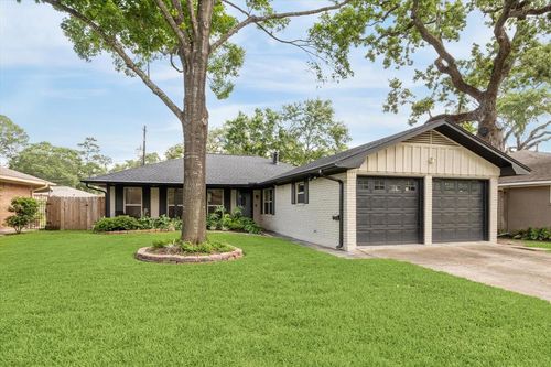 2223 Latexo Dr, Houston, TX, 77018-1716 | Card Image