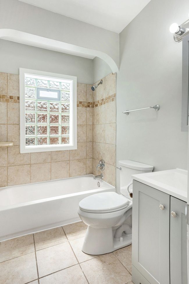 19315 Annchester Rd, House other with 3 bedrooms, 1 bathrooms and null parking in Detroit MI | Image 12