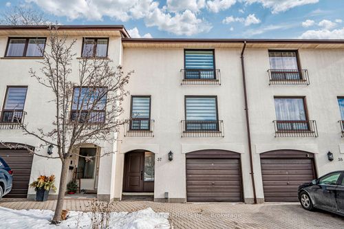 37-6679 Shelter Bay Rd, Mississauga, ON, L5N2A2 | Card Image