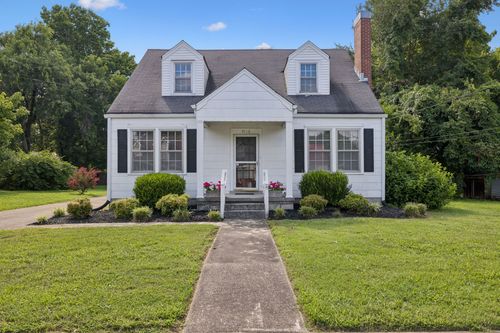 2116 Denham Ave, Columbia, TN, 38401-2562 | Card Image