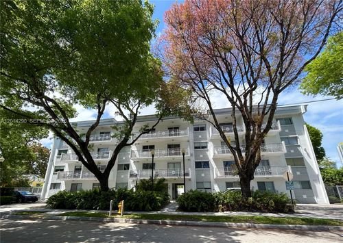 104-445 Sw 11th St, Miami, FL, 33130-3901 | Card Image