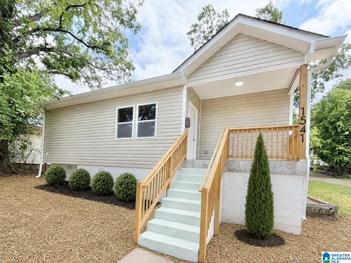 1541 30th Street Ensley, Birmingham, AL, 35218-3311 | Card Image