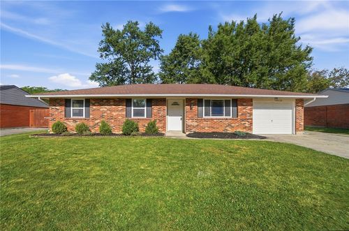 7329 Kirkview Dr, Huber Heights, OH, 45424-2519 | Card Image