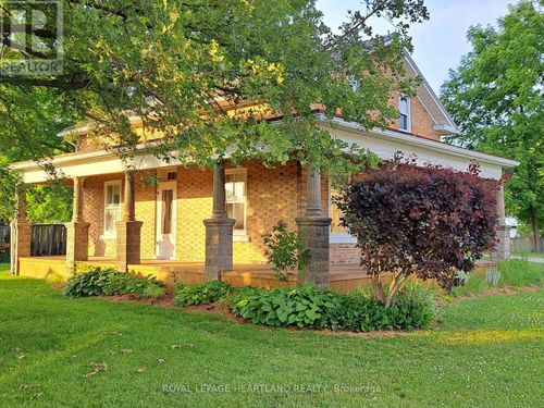 18 Simcoe St, Exeter, ON, N0M1S1 | Card Image