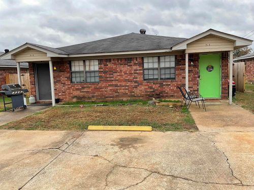 7 Sharon Cir, Greenbrier, AR, 72058-9621 | Card Image