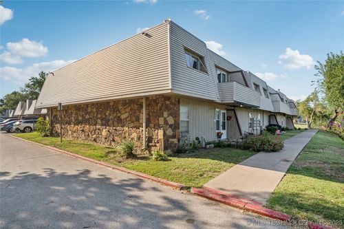 unit-106-6612 S Zunis Ave, Tulsa, OK, 74136-1195 | Card Image
