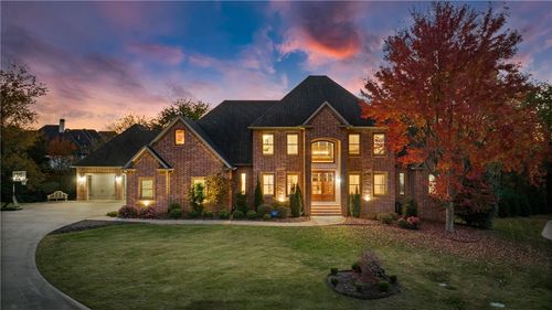 10 S Plymouth Ln, Rogers, AR, 72758-9512 | Card Image