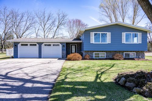 926 Elm Street, MAUSTON, WI, 53948 | Card Image