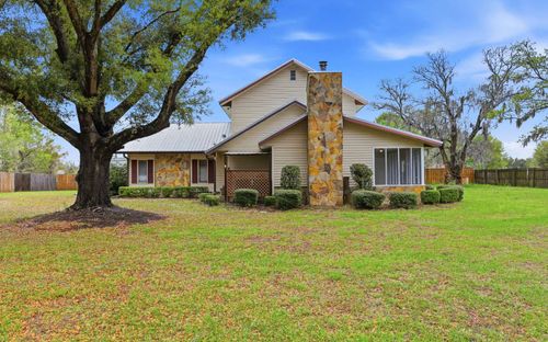 8638 127th Dr, Live Oak, FL, 32060-8834 | Card Image